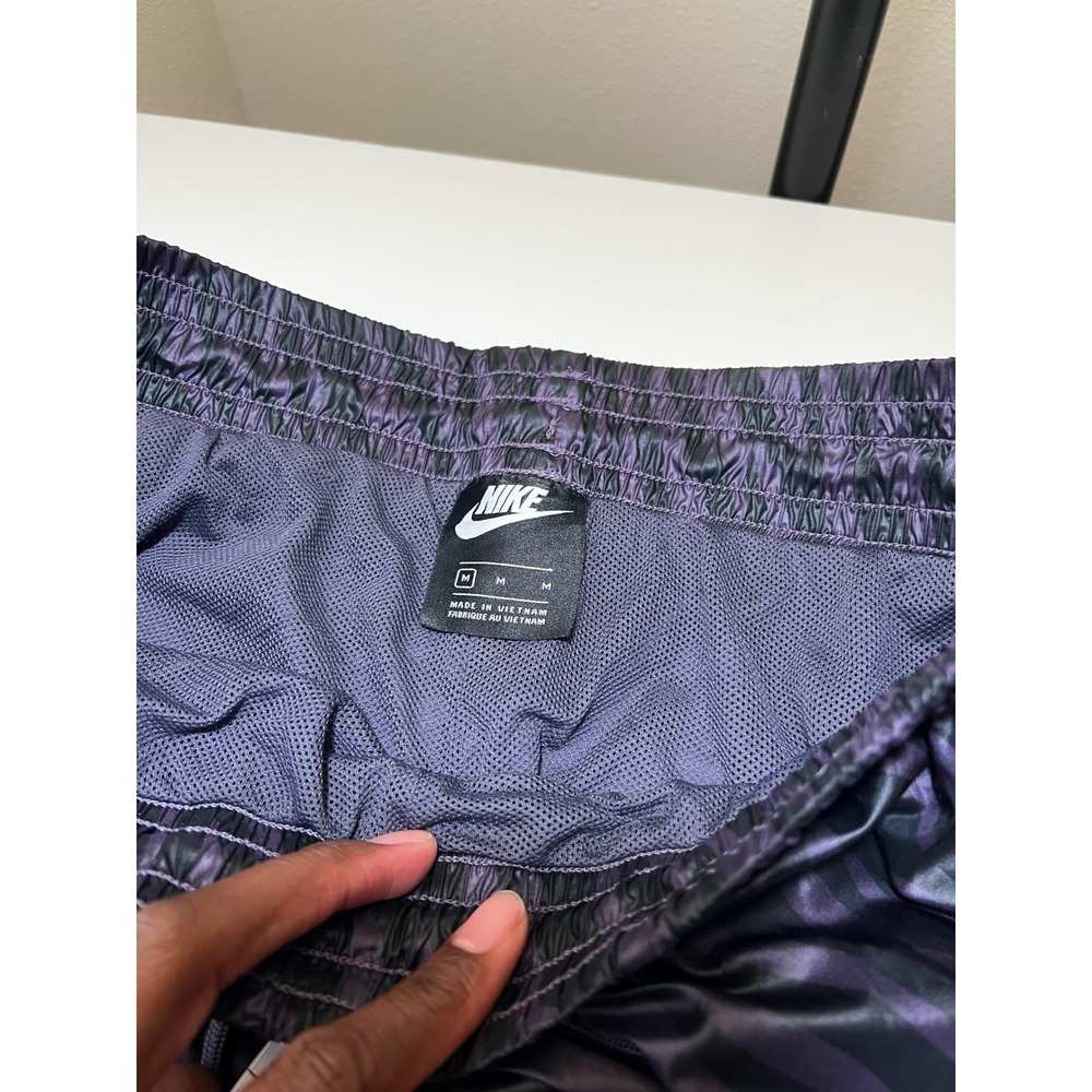 Nike Pants Womens Purple Medium Zebra Print Loose Fit Windbreaker Icon Clash - Picture 4 of 7